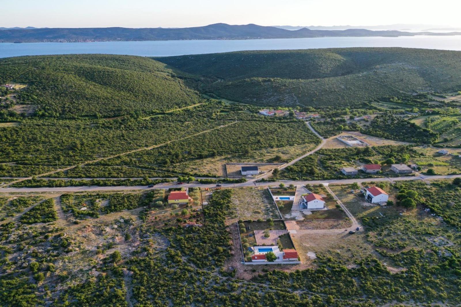 Mali Raj * Sveti Petar (Zadar)