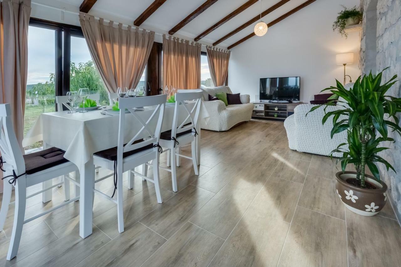 Villa Mali Raj Sveti Petar (Zadar)