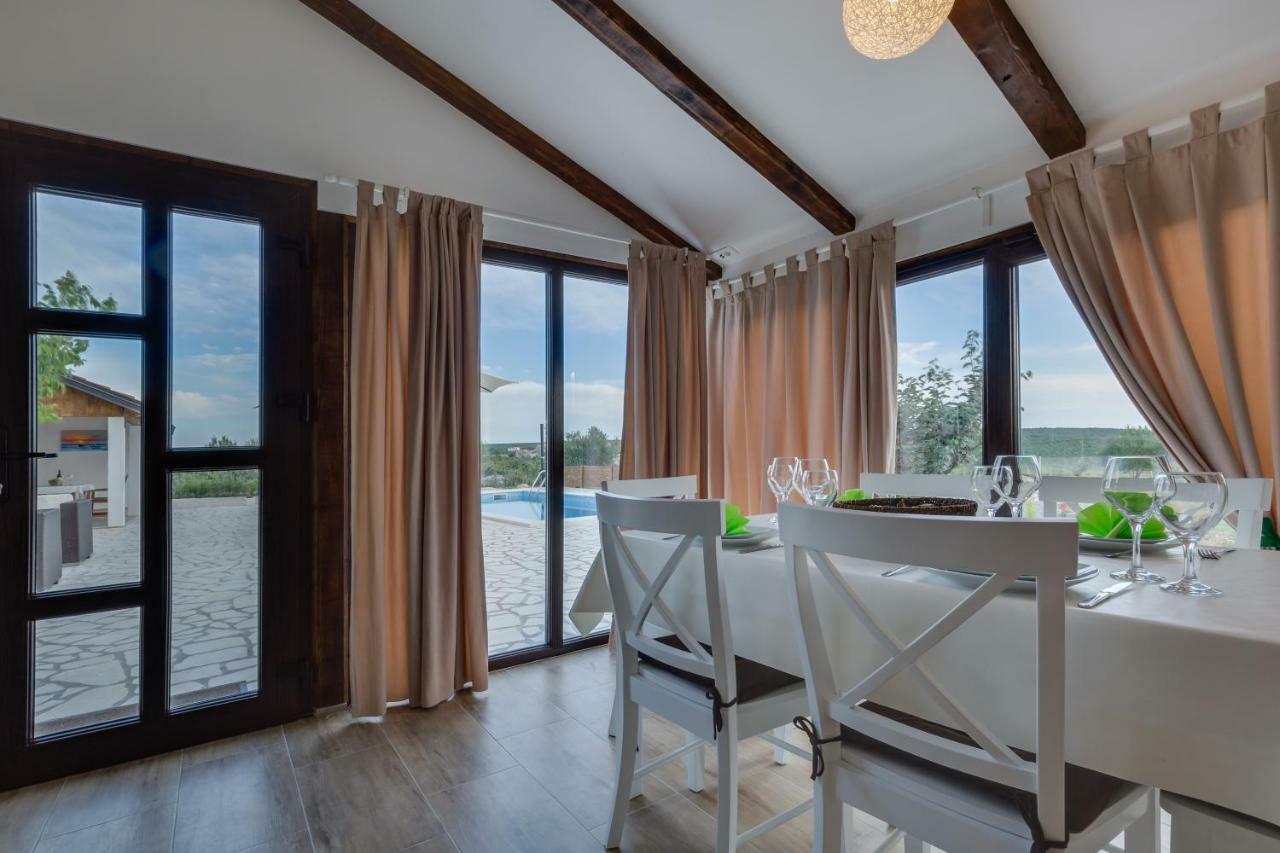 Villa Mali Raj Sveti Petar (Zadar)